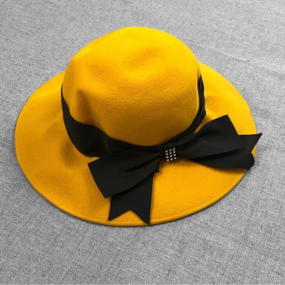 Vintage wool hat
